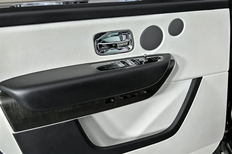 2019 Rolls-Royce Cullinan - Image 18 of 21