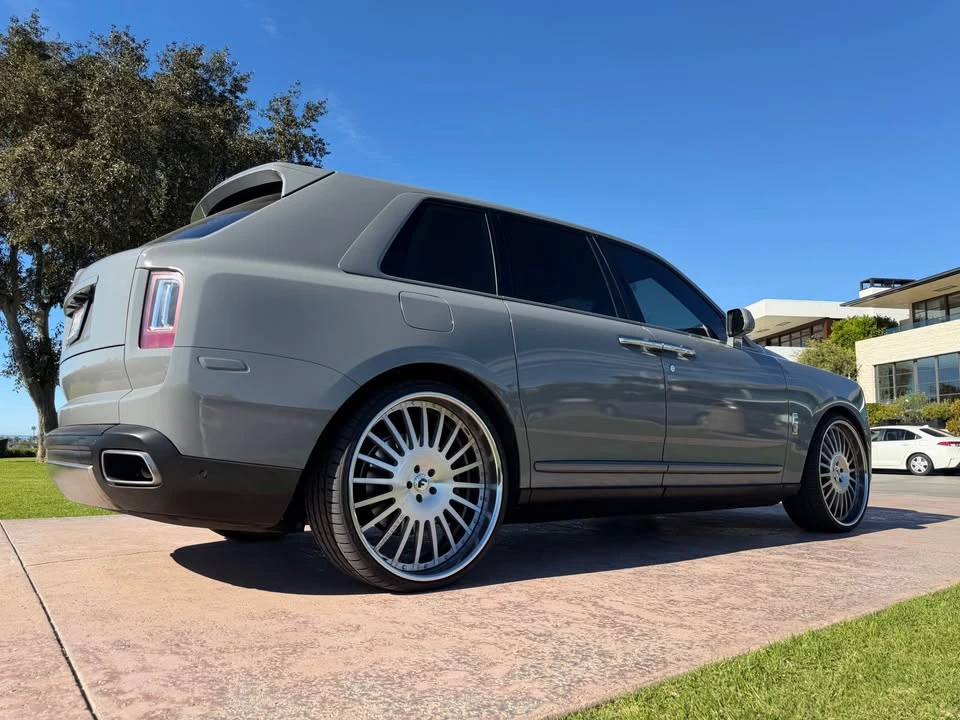 2019 Rolls-Royce Cullinan - Image 10 of 19