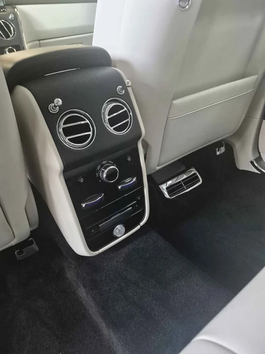 2019 Rolls-Royce Cullinan - Image 15 of 20