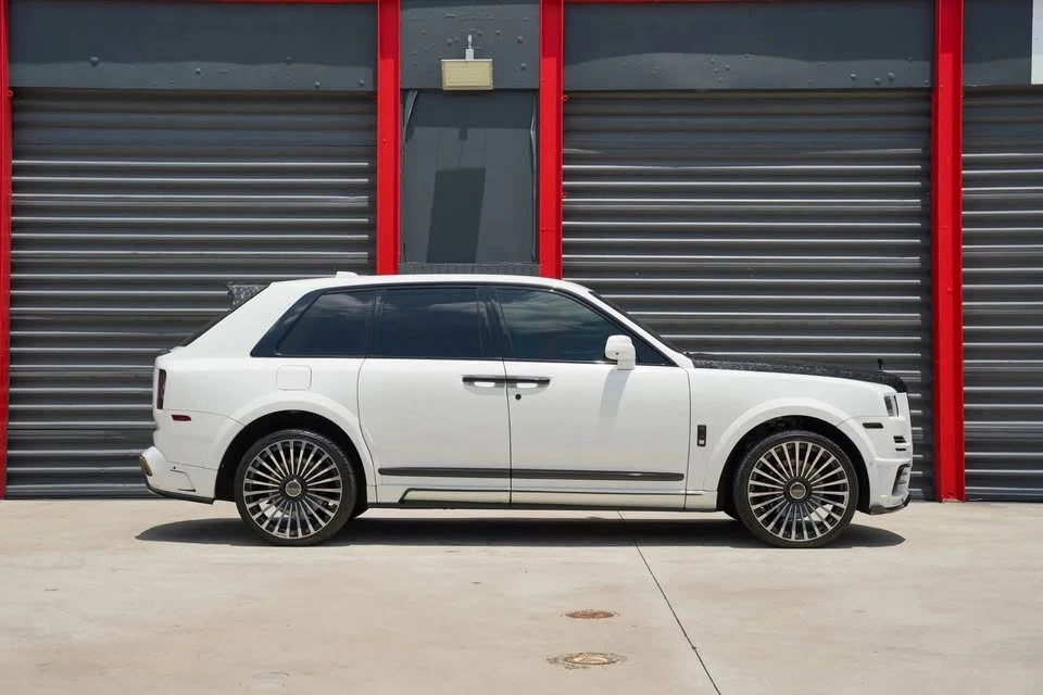 2019 Rolls-Royce Cullinan - Image 9 of 17