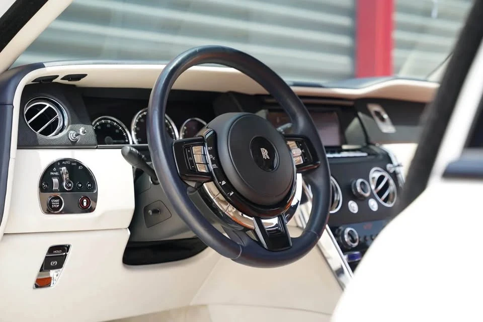 2019 Rolls-Royce Cullinan - Image 11 of 17