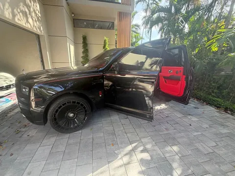 2019 Rolls-Royce Cullinan Sport Utility 4D