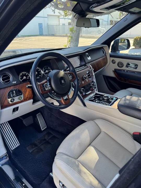 2019 Rolls-Royce Cullinan - Image 4 of 8