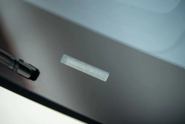 2019 Rolls-Royce Cullinan - Image 16 of 21