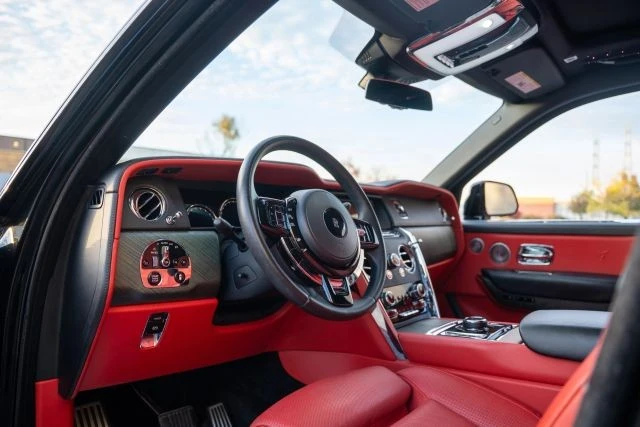 2019 Rolls-Royce Cullinan - Image 2 of 16