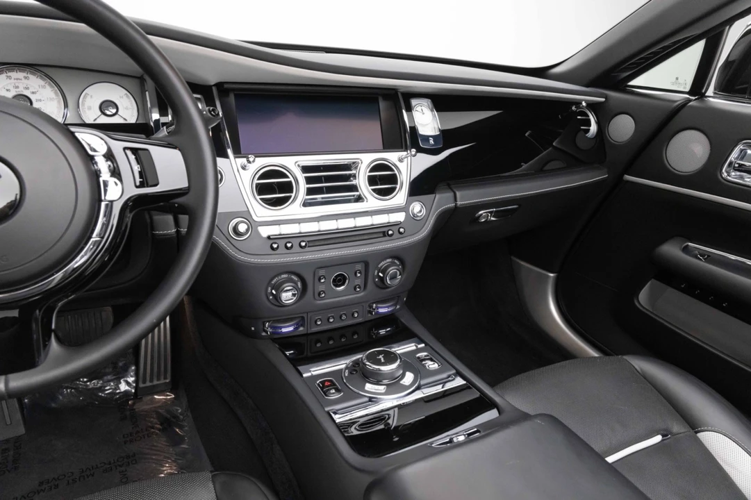 2019 Rolls-Royce Dawn - Image 22 of 31