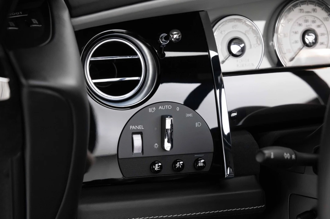 2019 Rolls-Royce Dawn - Image 30 of 31