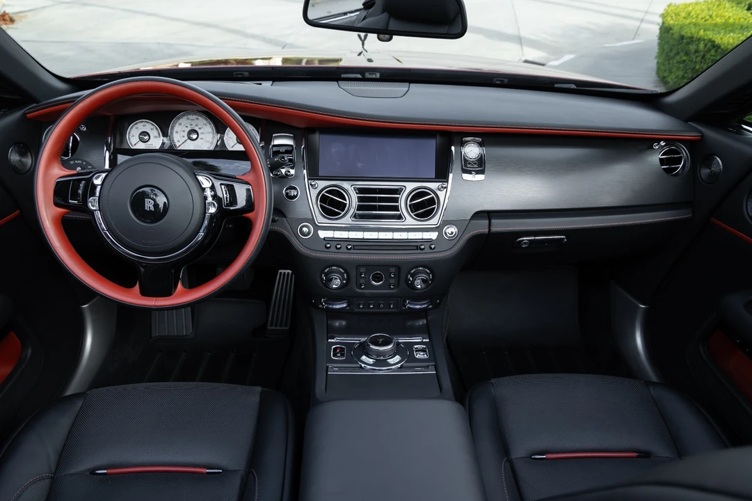 2019 Rolls-Royce Dawn Black Badge - Image 17 of 21