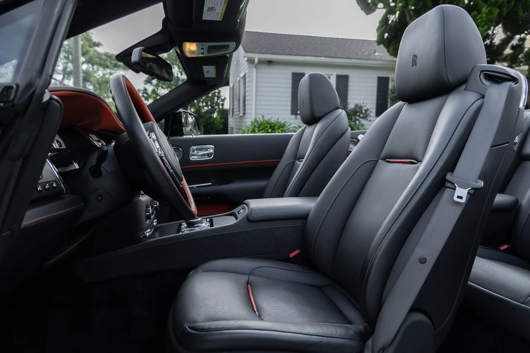 2019 Rolls-Royce Dawn Black Badge - Image 13 of 21