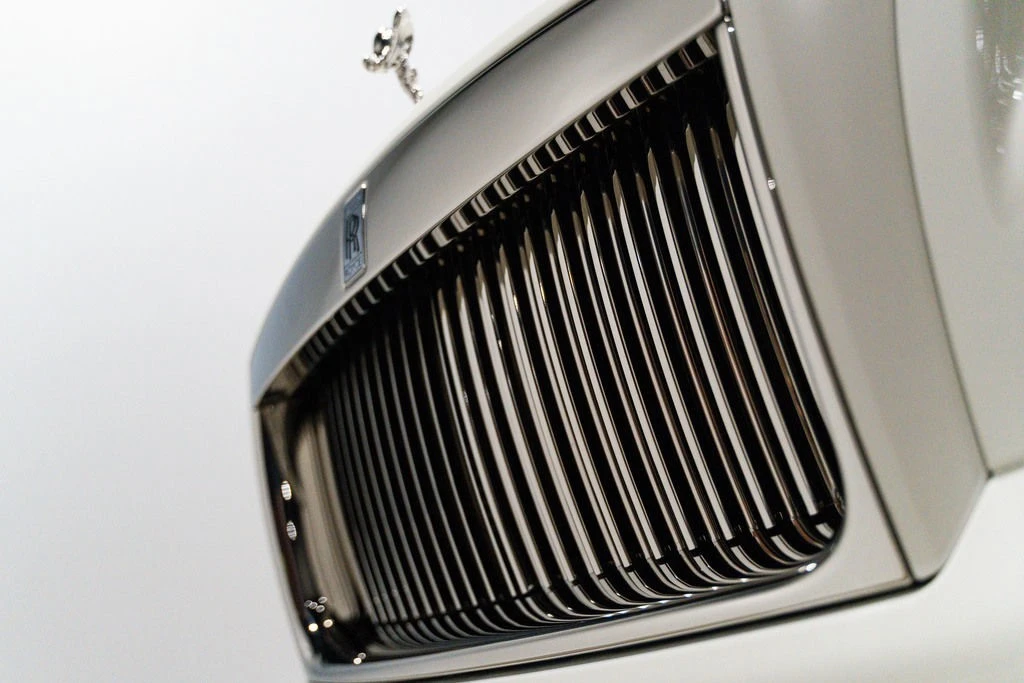 2019 Rolls-Royce Dawn - Image 2 of 24