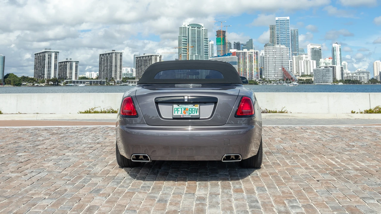 2019 Rolls-Royce Dawn - Image 17 of 31