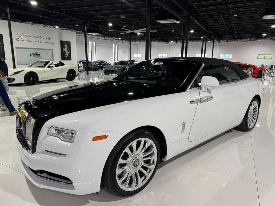 2019 Rolls-Royce Dawn - Image 11 of 21