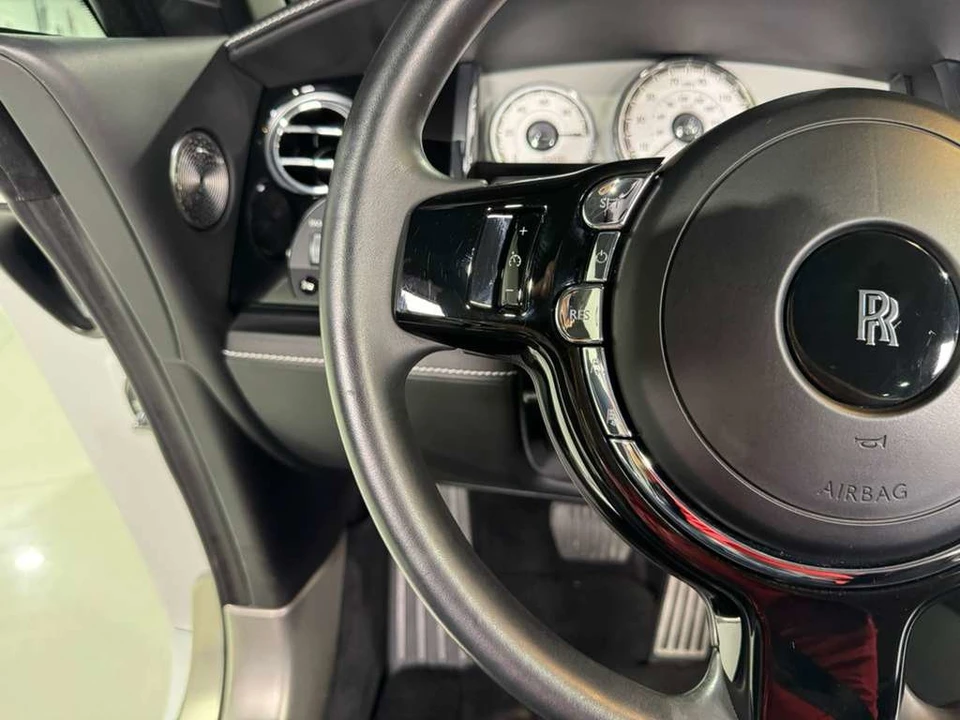 2019 Rolls-Royce Dawn - Image 25 of 31