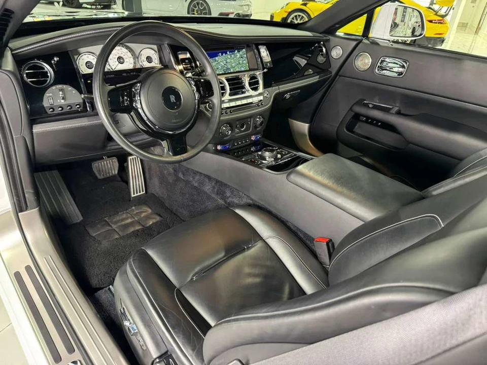 2019 Rolls-Royce Dawn - Image 17 of 31