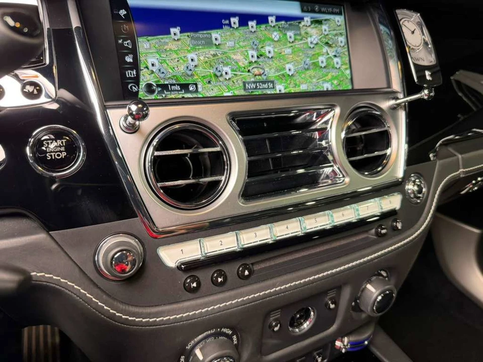 2019 Rolls-Royce Dawn - Image 28 of 31
