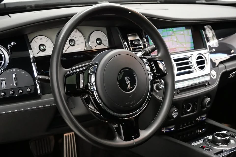 2019 Rolls-Royce Ghost 1st Gen - Image 10 of 14