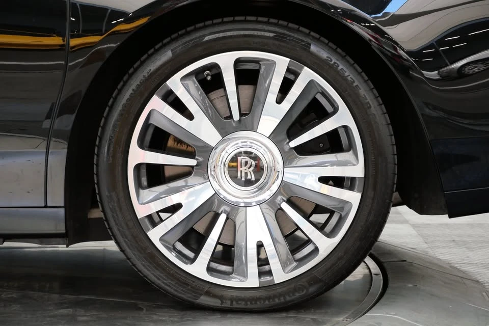 2019 Rolls-Royce Ghost 1st Gen - Image 6 of 14
