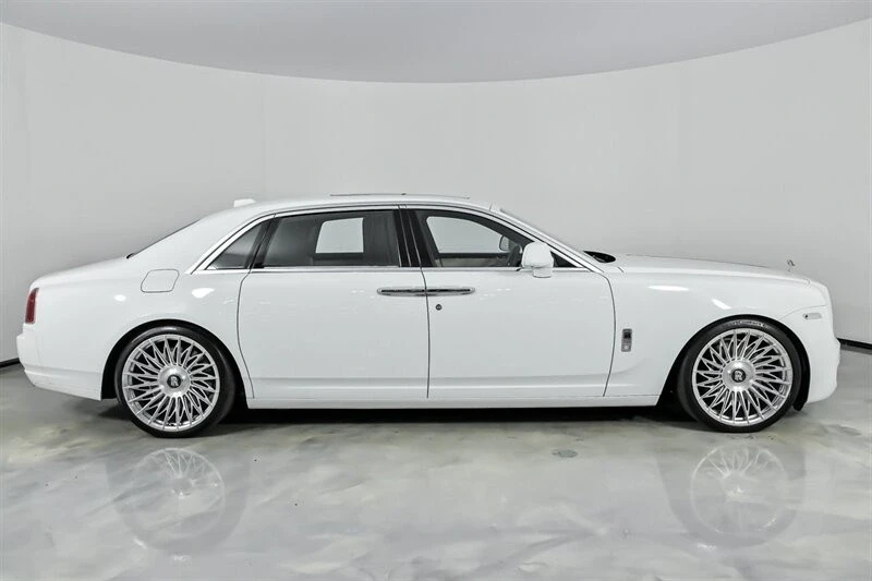 2019 Rolls-Royce Ghost 1st Gen - Image 14 of 21