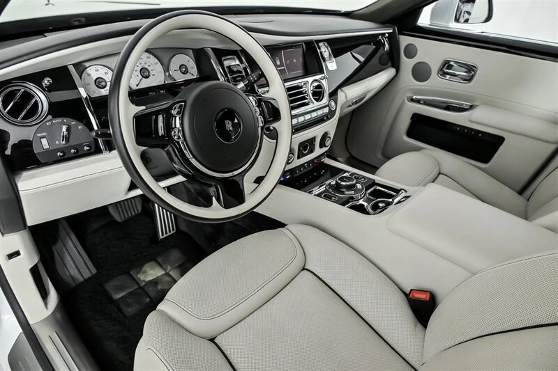 2019 Rolls-Royce Ghost 1st Gen - Image 20 of 21