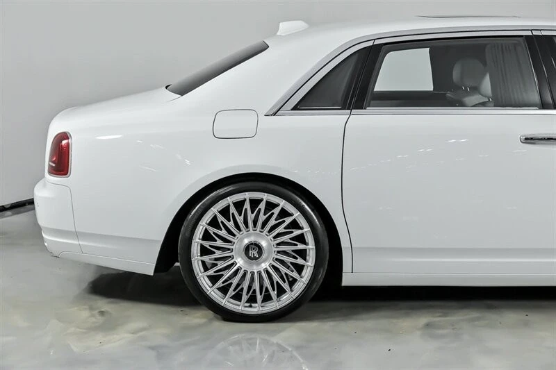 2019 Rolls-Royce Ghost 1st Gen - Image 13 of 21