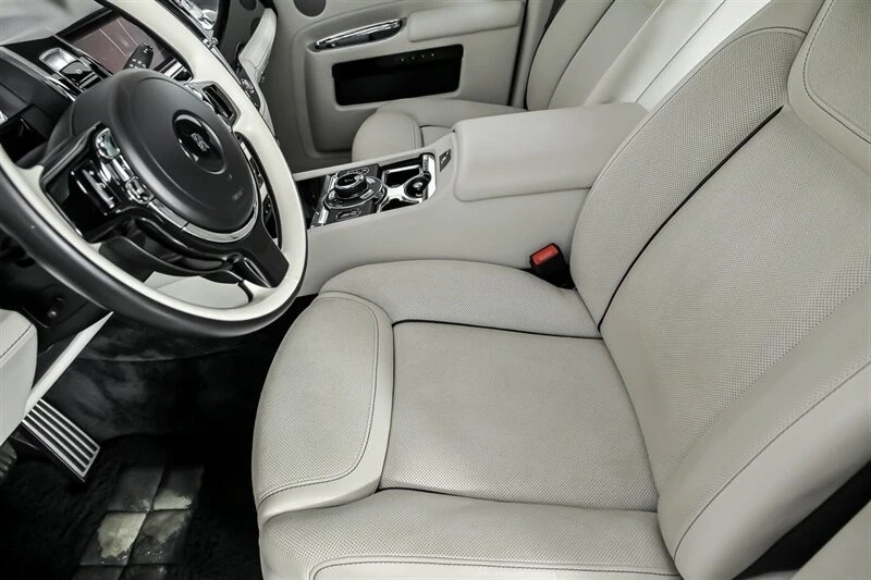 2019 Rolls-Royce Ghost 1st Gen - Image 21 of 21
