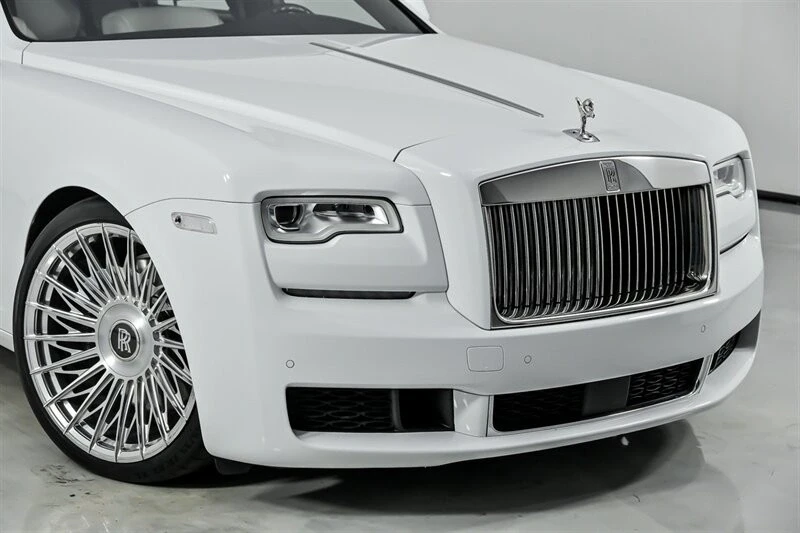 2019 Rolls-Royce Ghost 1st Gen - Image 3 of 21