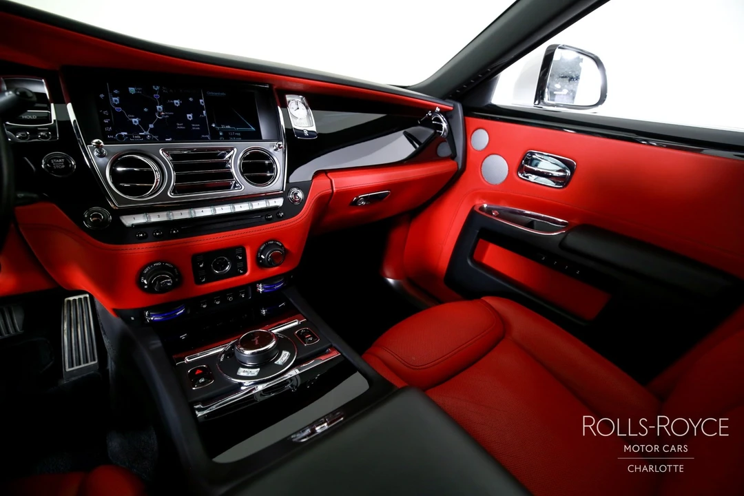 2019 Rolls-Royce Ghost 1st Gen - Image 16 of 31