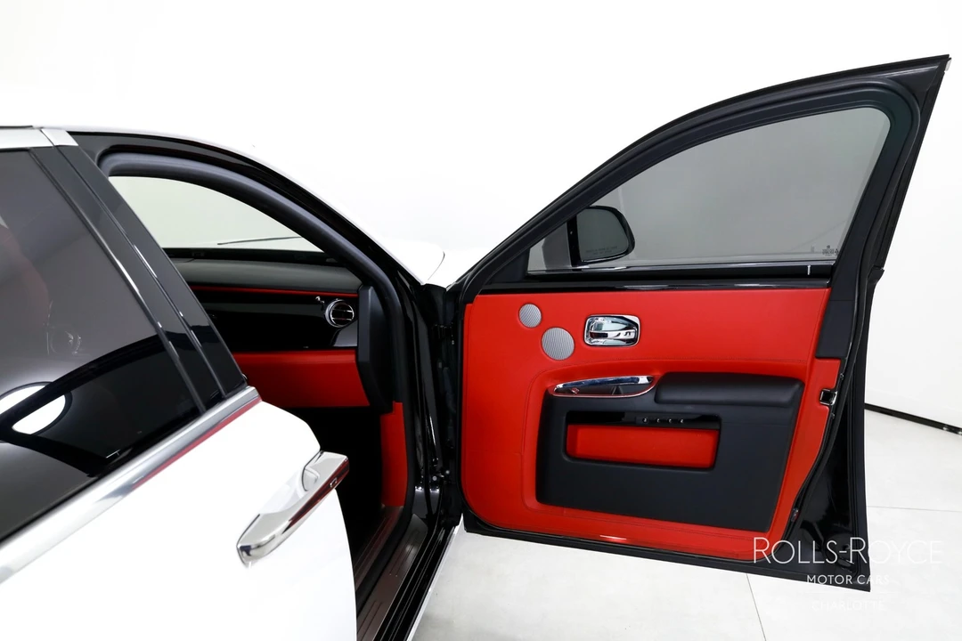 2019 Rolls-Royce Ghost 1st Gen - Image 27 of 31