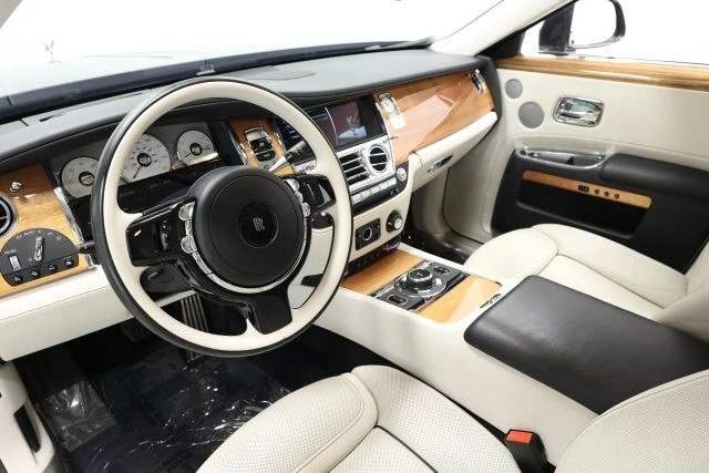 2019 Rolls-Royce Ghost 1st Gen - Image 2 of 21