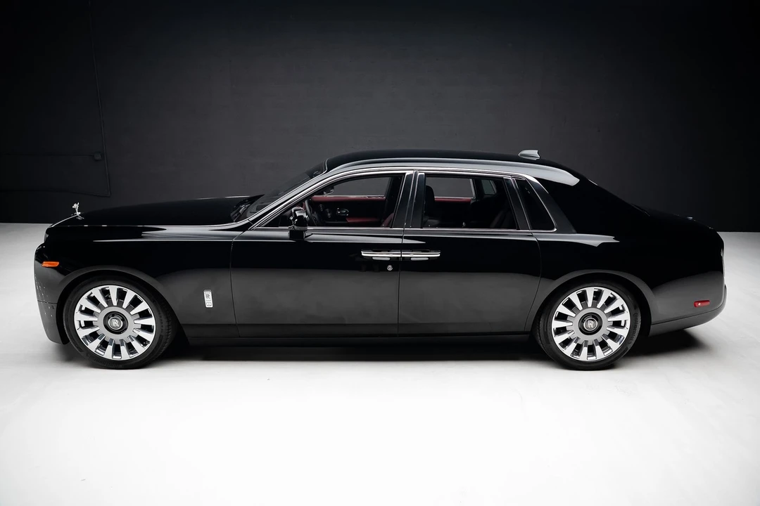 2019 Rolls-Royce Phantom VIII - Image 16 of 21