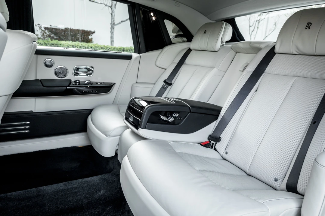 2019 Rolls-Royce Phantom VIII - Image 23 of 26