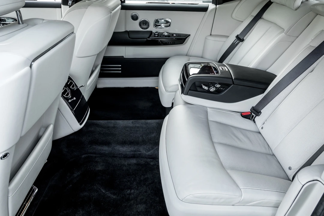 2019 Rolls-Royce Phantom VIII - Image 24 of 26