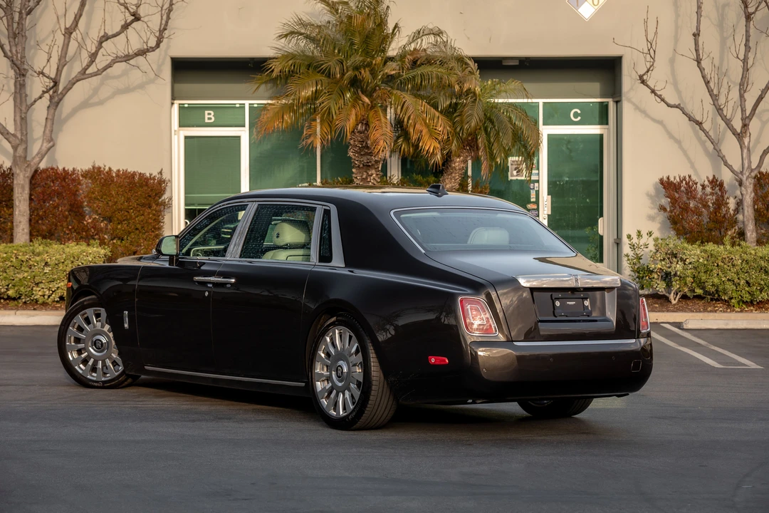 2019 Rolls-Royce Phantom VIII - Image 4 of 26