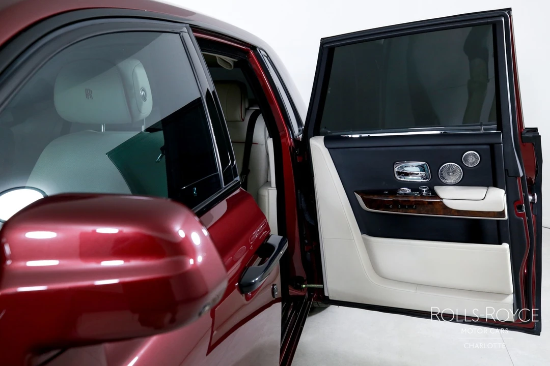 2019 Rolls-Royce Phantom VIII - Image 18 of 21