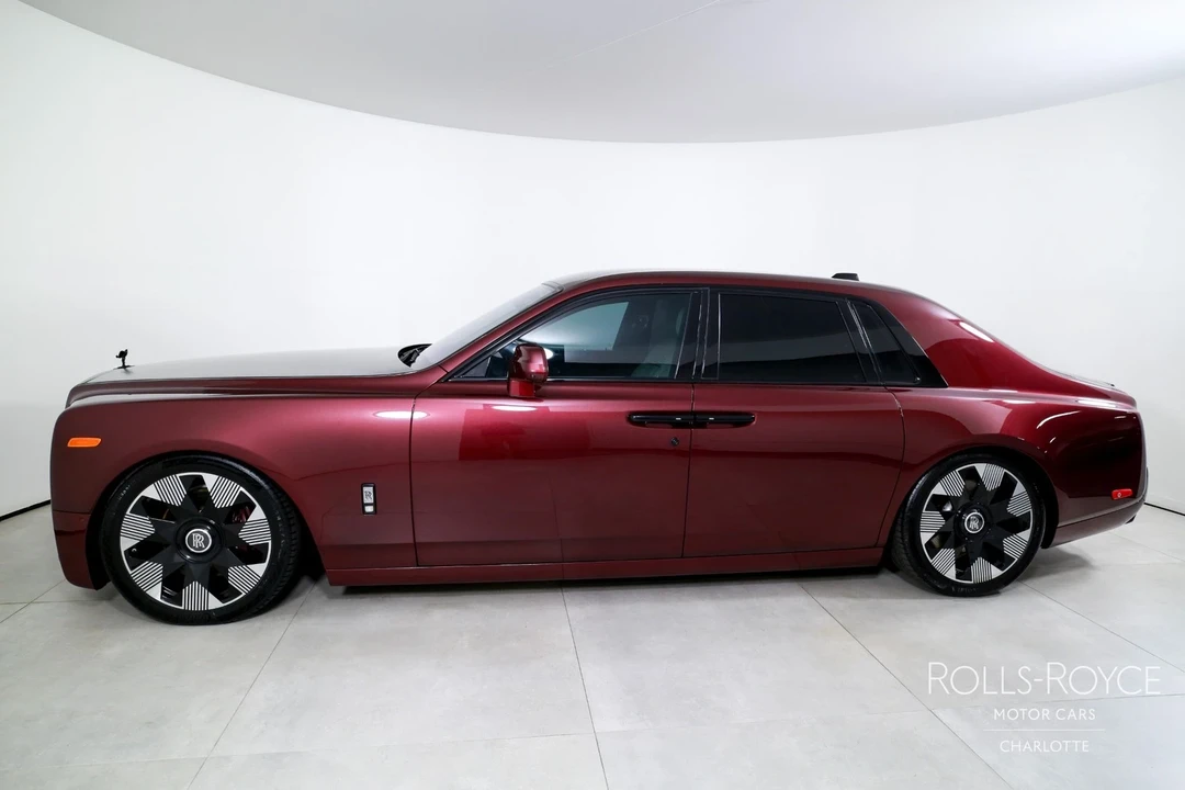 2019 Rolls-Royce Phantom VIII - Image 3 of 12