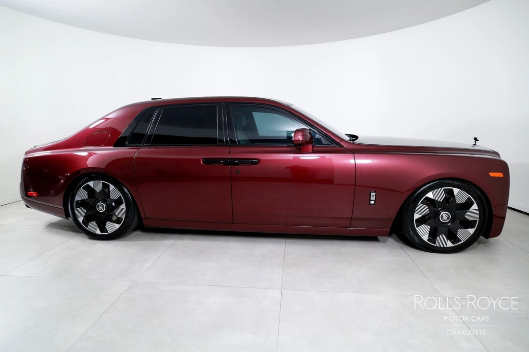 2019 Rolls-Royce Phantom VIII - Image 10 of 21