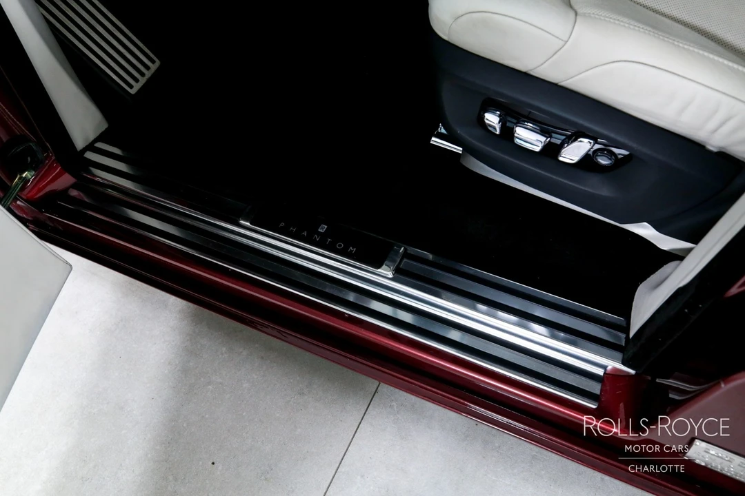 2019 Rolls-Royce Phantom VIII - Image 17 of 21