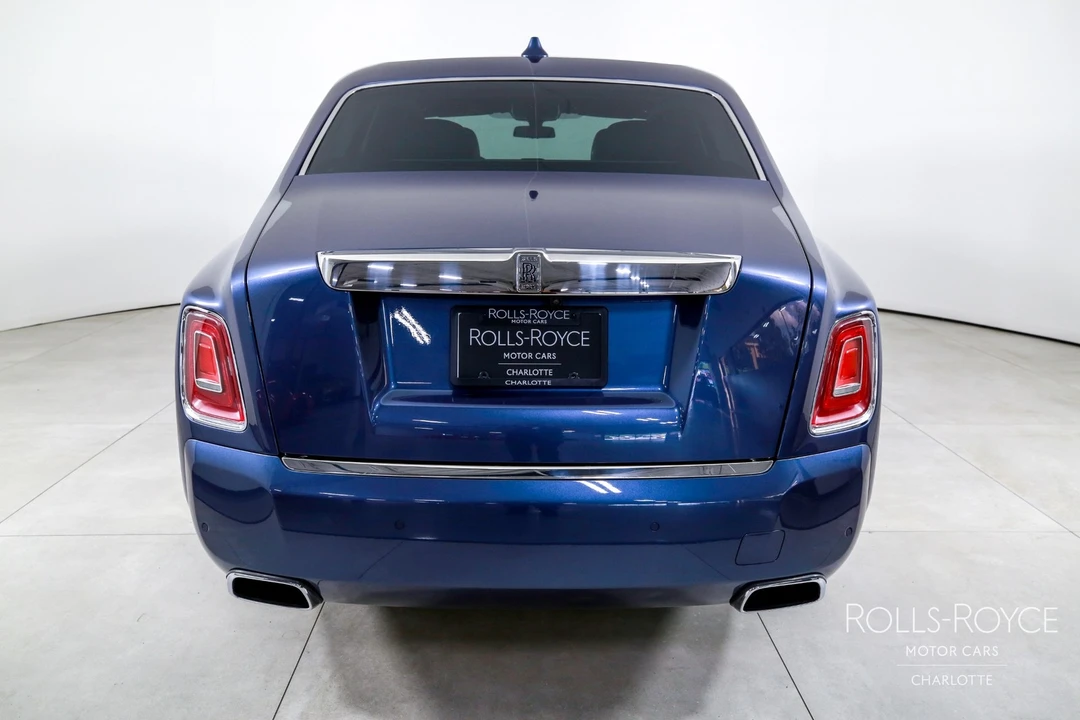 2019 Rolls-Royce Phantom VIII - Image 9 of 12