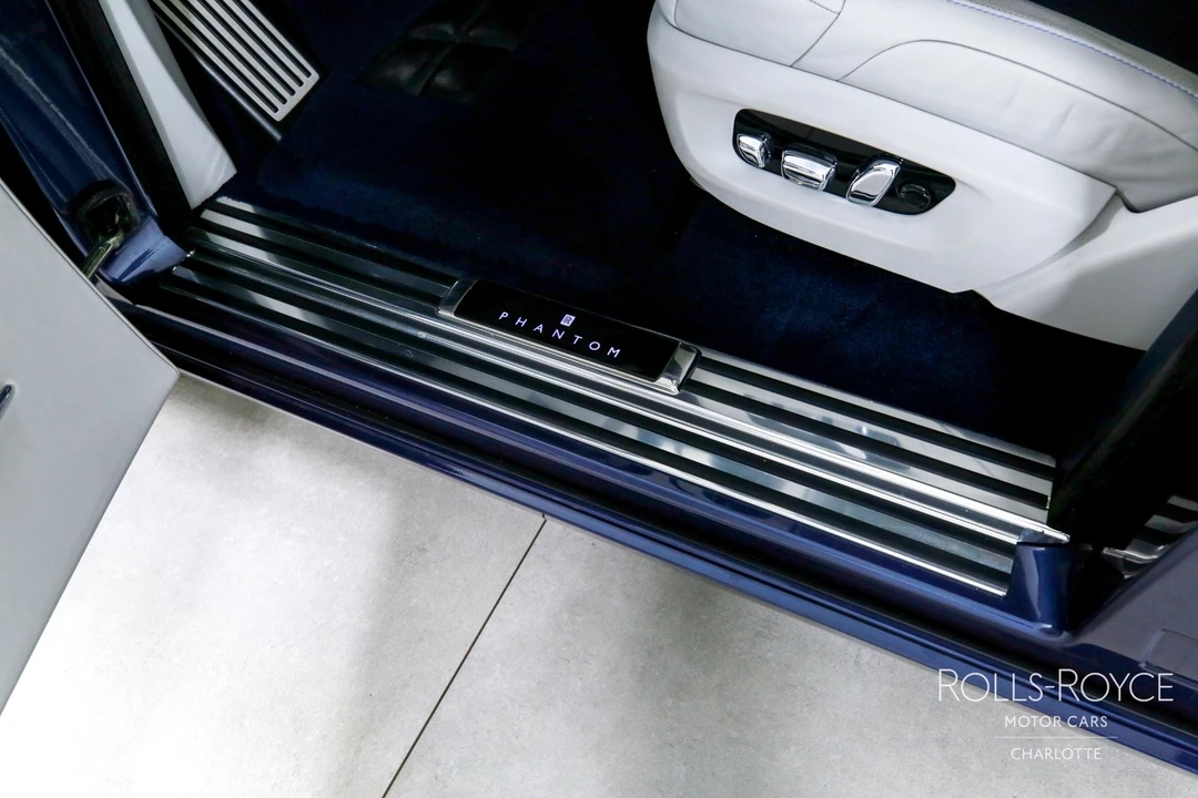 2019 Rolls-Royce Phantom VIII - Image 17 of 21