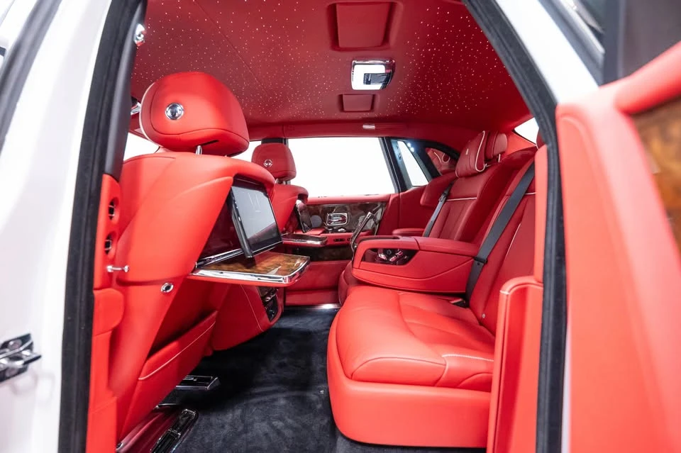 2019 Rolls-Royce Phantom VIII - Image 7 of 14