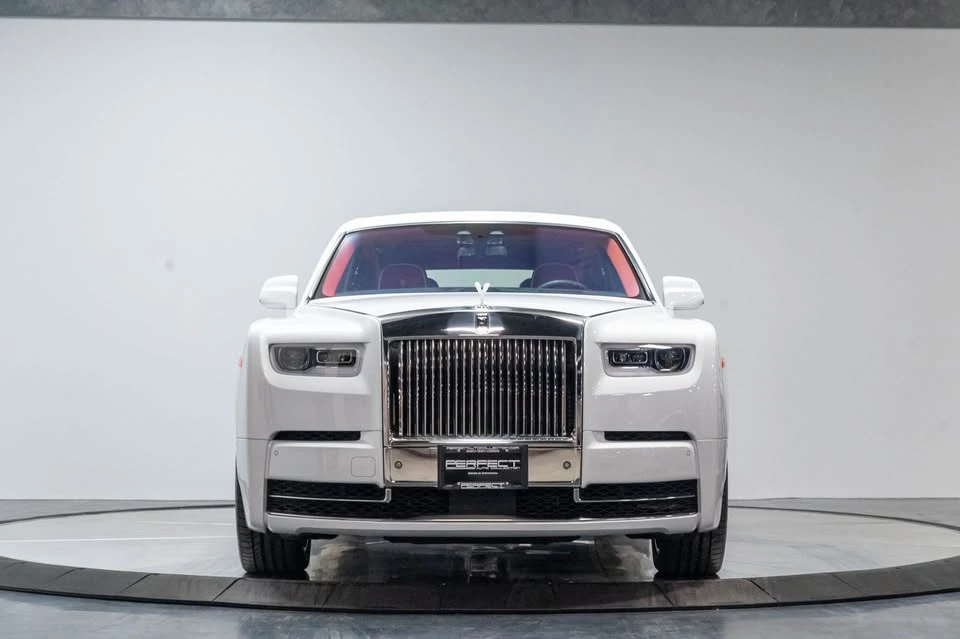 2019 Rolls-Royce Phantom VIII - Image 4 of 14