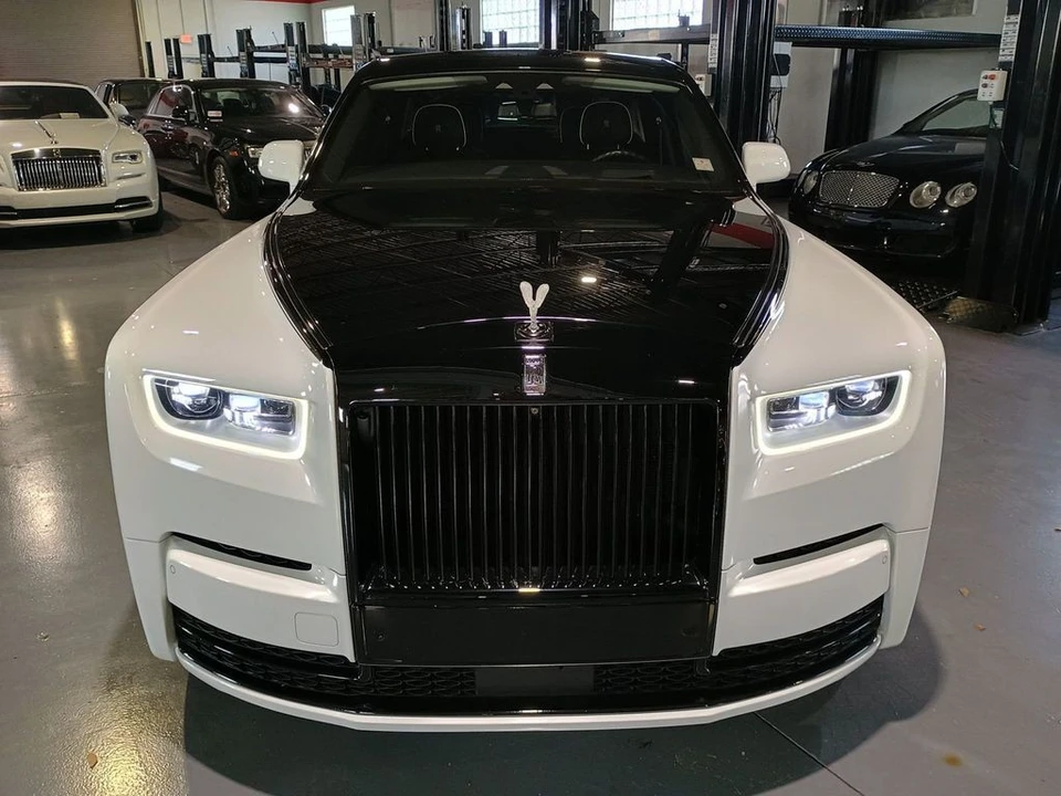 2019 Rolls-Royce Phantom VIII - Image 7 of 12