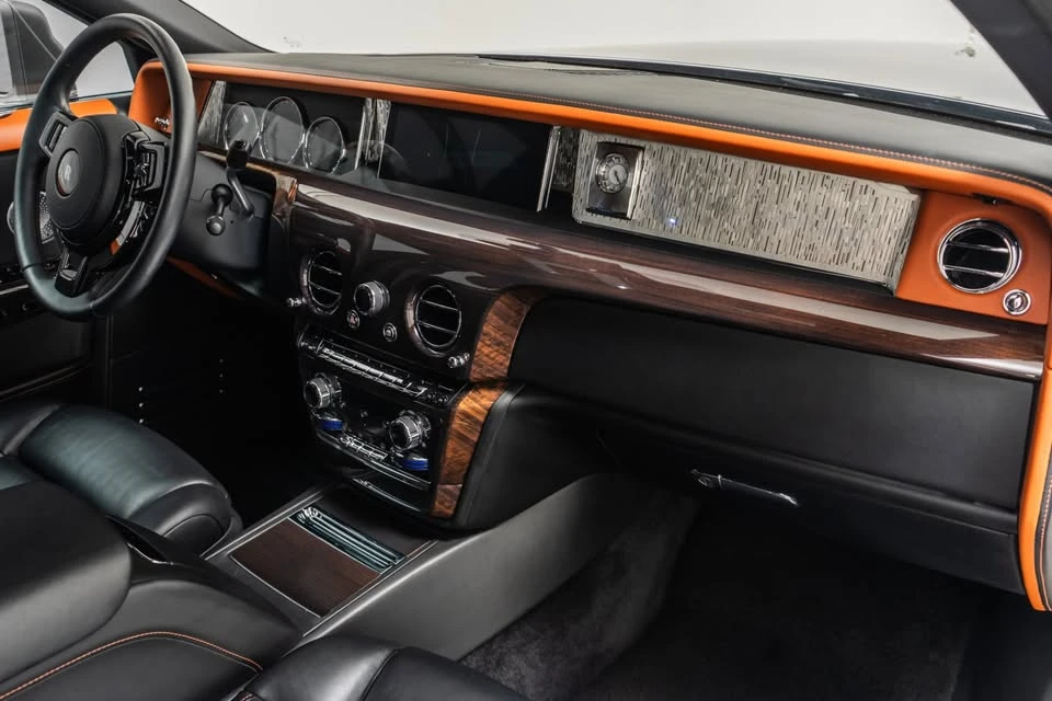 2019 Rolls-Royce Phantom VIII - Image 10 of 15