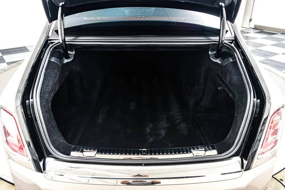 2019 Rolls-Royce Phantom VIII - Image 15 of 15