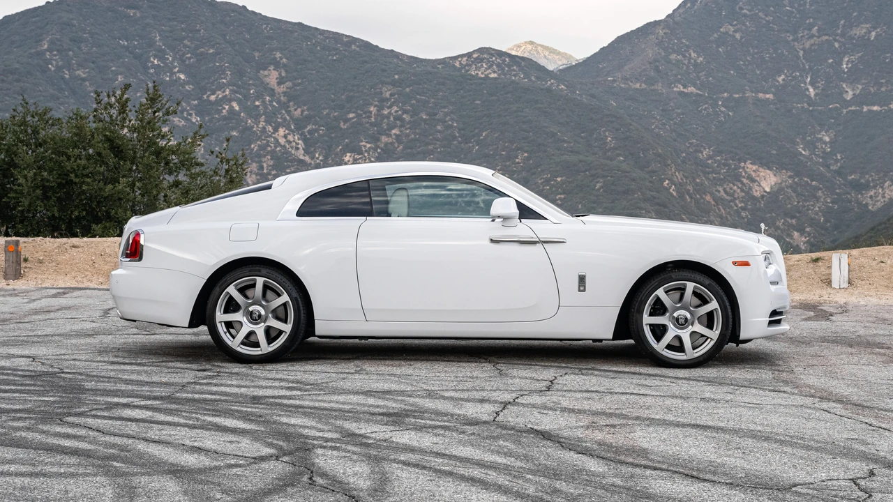 2019 Rolls-Royce Wraith 2nd Gen - Image 4 of 31