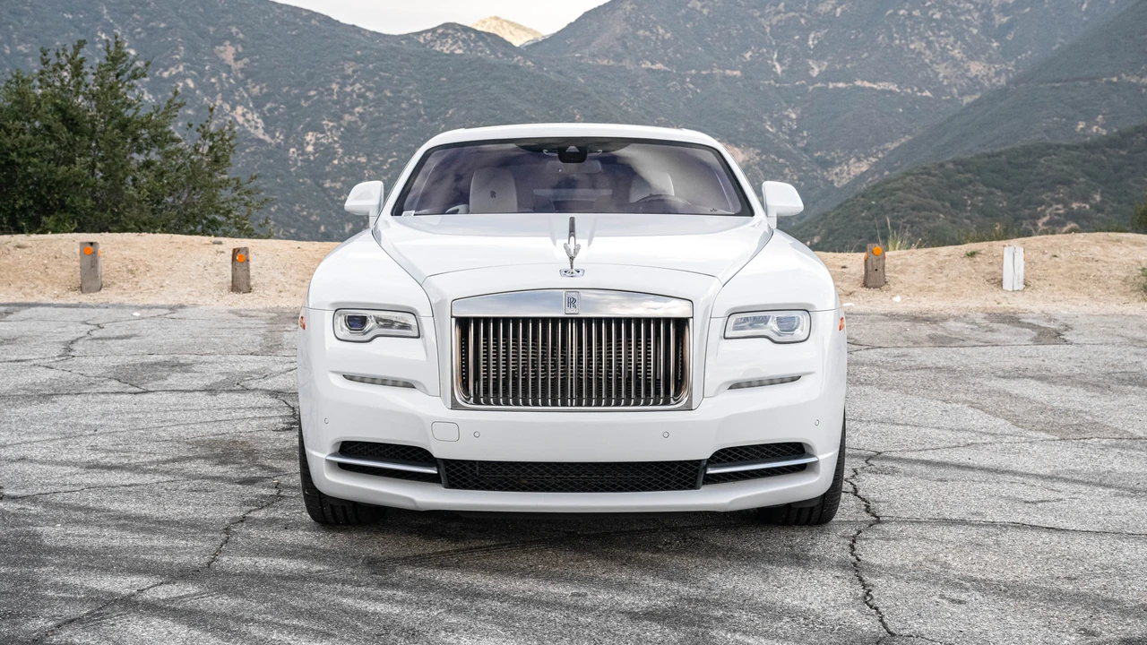 2019 Rolls-Royce Wraith 2nd Gen - Image 2 of 31
