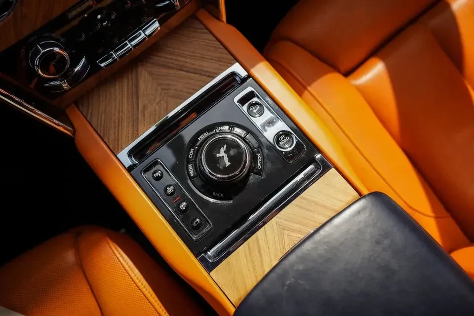 2019 Rolls-Royce Cullinan - Image 14 of 17