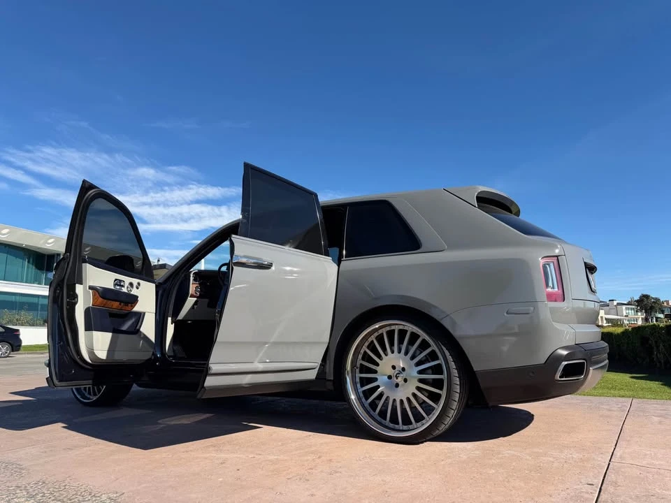 2019 Rolls-Royce Cullinan - Image 14 of 21