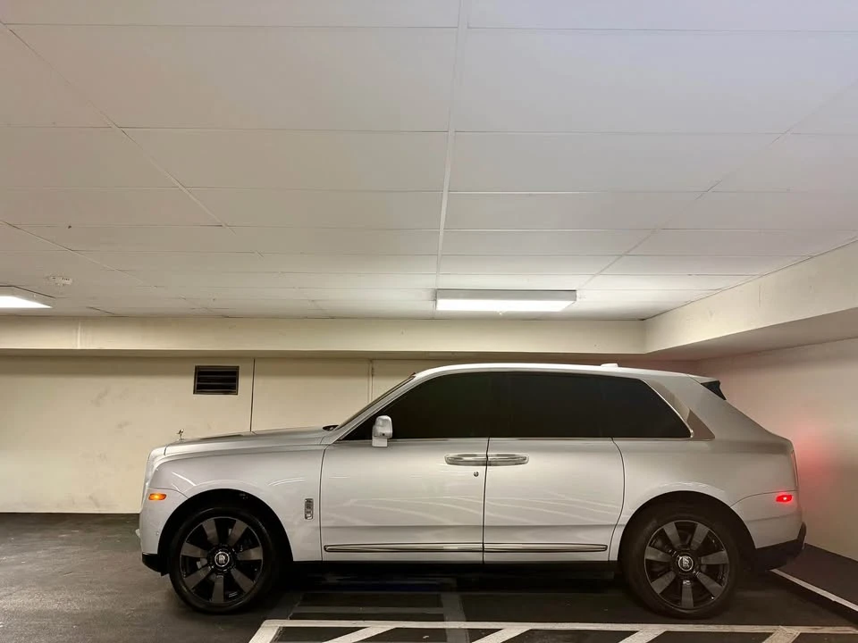 2019 Rolls-Royce Cullinan - Image 2 of 18