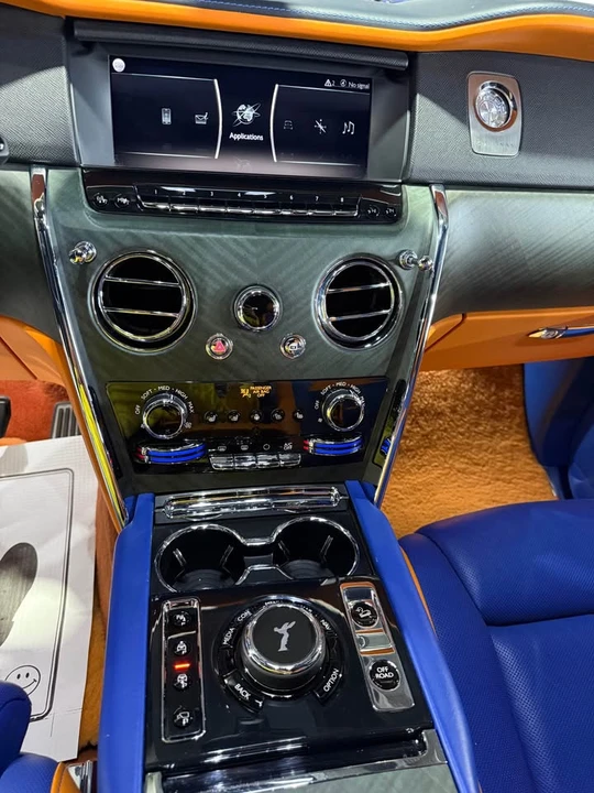 2019 Rolls-Royce Cullinan - Image 11 of 17